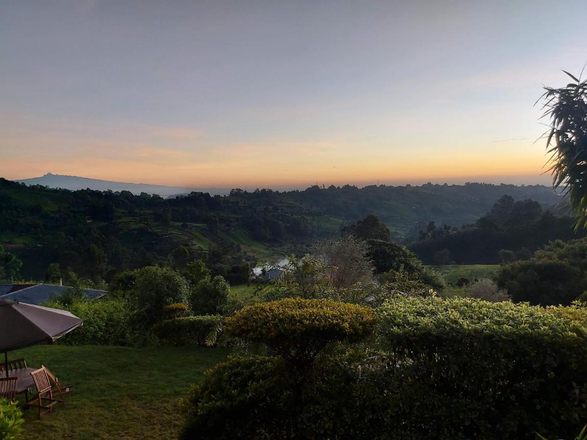 Ranges View Lodge Staycation Kiamuturi Buitenkant foto