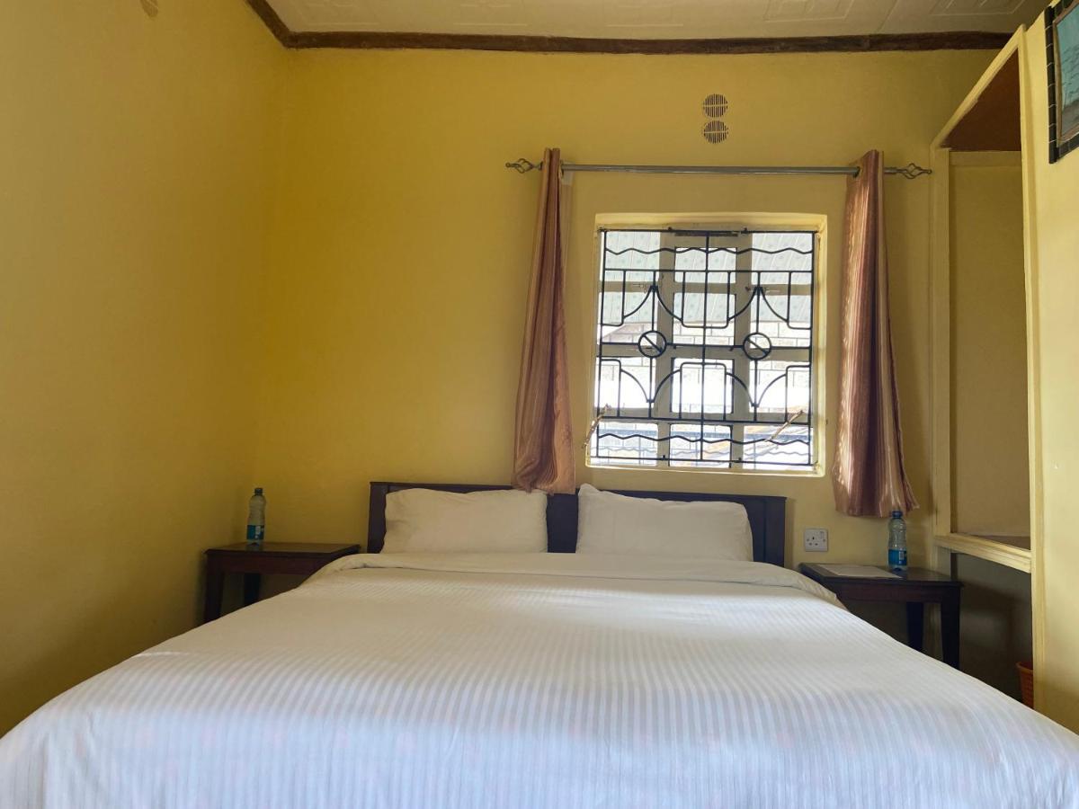 Ranges View Lodge Staycation Kiamuturi Buitenkant foto